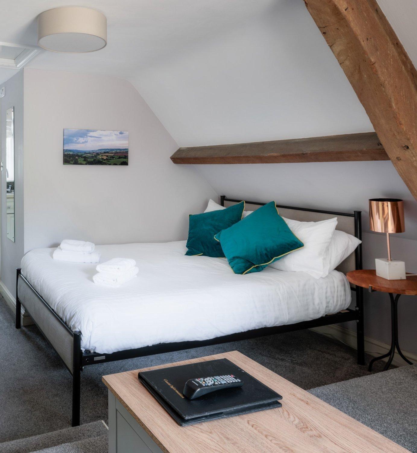 The School Rooms Estate Beautiful, Georgian Apartments With Private Heated Pool And Hot Tub Wifi And Parking Near Bath 博克斯 外观 照片